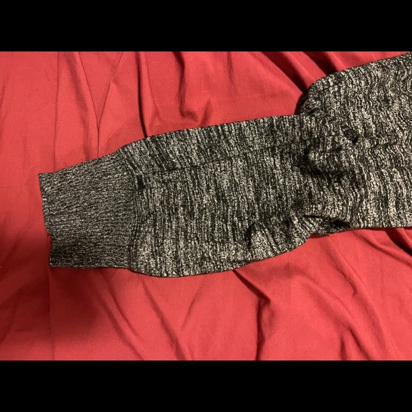 Joggers - Picture 2 of 3